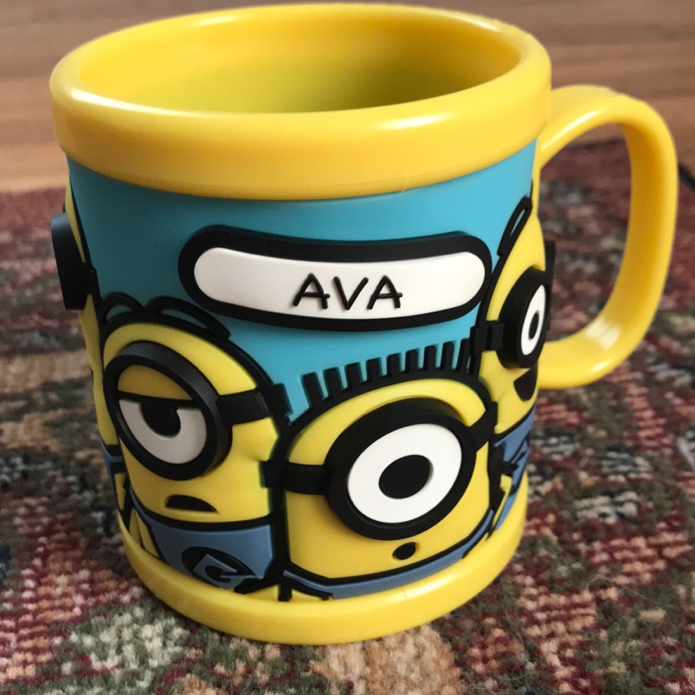 Minion mug